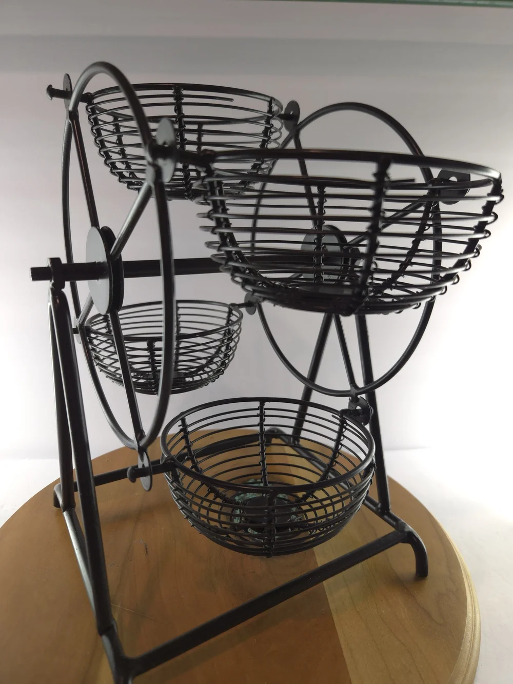 Black Metal Ferris Wheel Basket Decorative Stand, Candy/Condiment Server